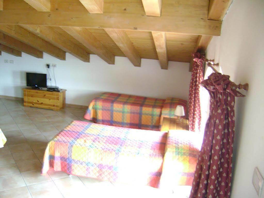 Agriturismo Le Sigalette Salionze Eksteriør bilde
